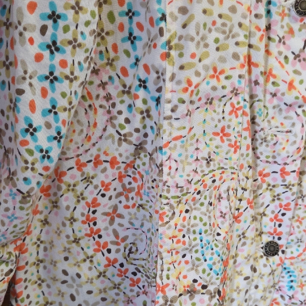CJ Banks Multicolor Paisley Button Down Shirt - Picture 3 of 9
